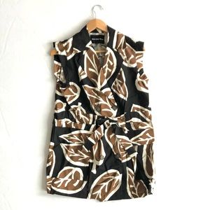 New. Long blouse. Sleeveless. Size. S